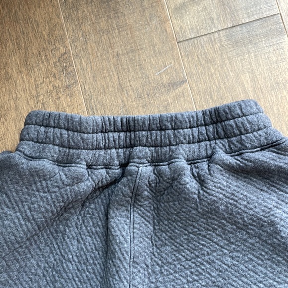 GUC Lunya Small double faced restore joggers in charcoal - Picture 7 of 9